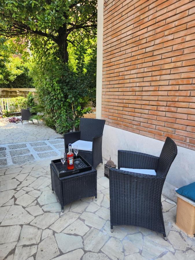 Appartement Chez Nous à Rome Extérieur photo
