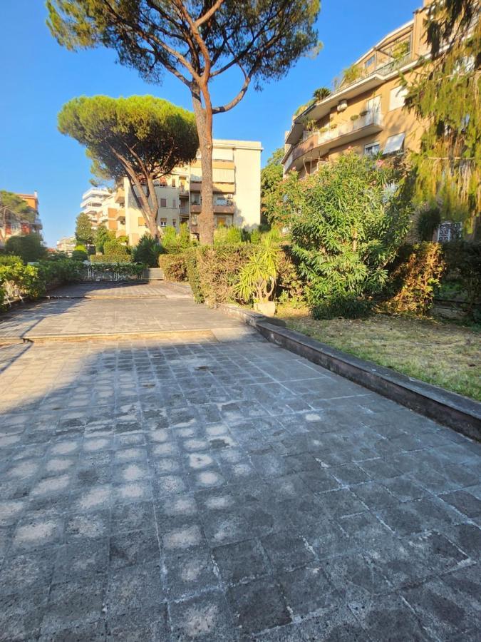 Appartement Chez Nous à Rome Extérieur photo