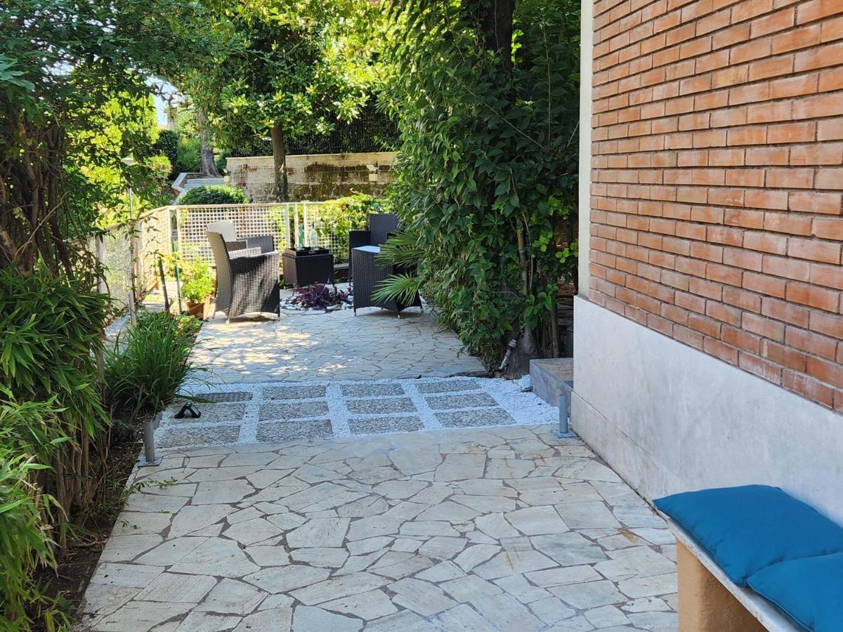 Appartement Chez Nous à Rome Extérieur photo